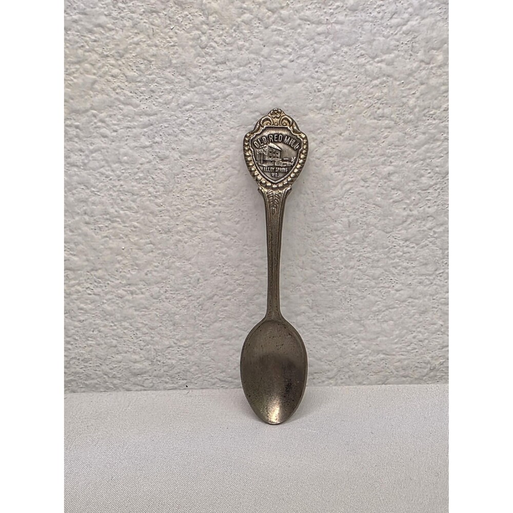 Vintage Old Red Mill Alley Springs MO Missouri Souvenir Spoon | Silver Tone